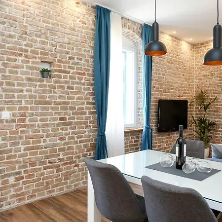 Apartman Monfrina 1, Luxury Old Town Near Split