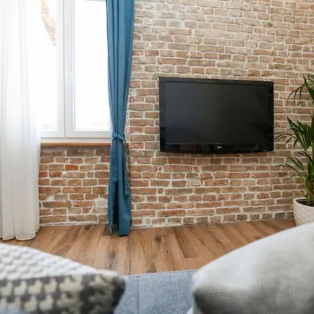 Monfrina 1, Luxury Old Town Near