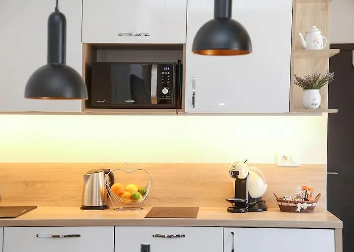 Monfrina 1, Luxury Old Town Near Apartment