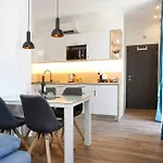 Monfrina 1, Luxury Old Town Near 아파트